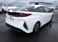 TOYOTA PRIUS PHV PLUG-IN HYBRID 2017