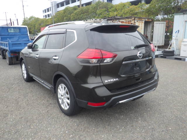 NISSAN XTRAIL PILOT SUNROOF