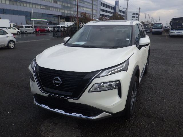 NISSAN X-TRAIL 2024